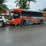 Cancun: bus drivers travel on sidewalks and bike lanes