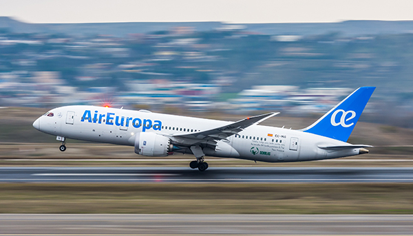 7 injured by turbulence on plane landed in Brazil